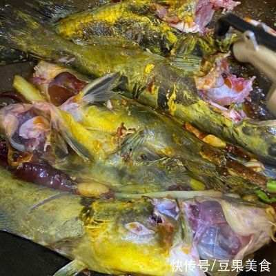 红烧戈鱼粉丝好吃下饭的小秘诀,快快学起来