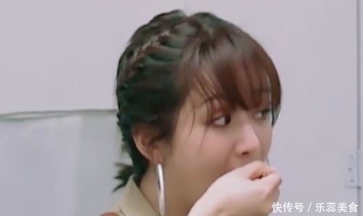 节目组 中餐厅怎么处理客人吃剩的?和向往比起来,节目组真的太缺钱了