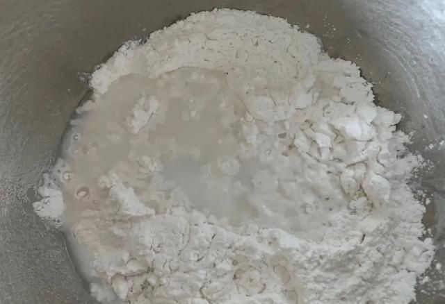 不加一点油，非常简单 0失败，外酥里糯越嚼越香，好吃到停不下来