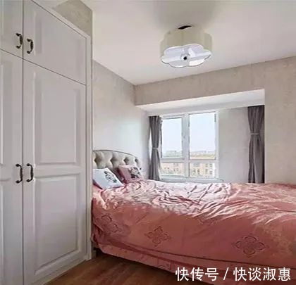 收纳|晒晒朋友刚入住的新房，全屋打满收纳柜，最大的亮点居然是阳台！