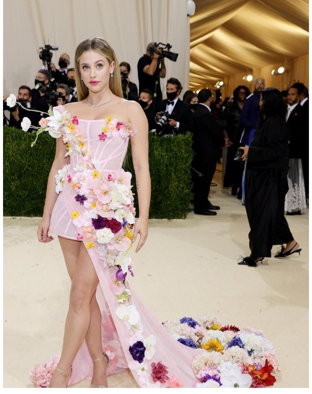 美女图——丽丽·莱因哈特