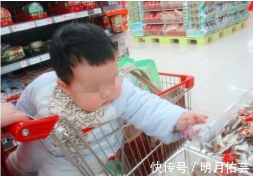 引路人|4岁儿子想吃草莓,孩妈只买一个被摊主嘲讽,霸气反怼引路人称赞