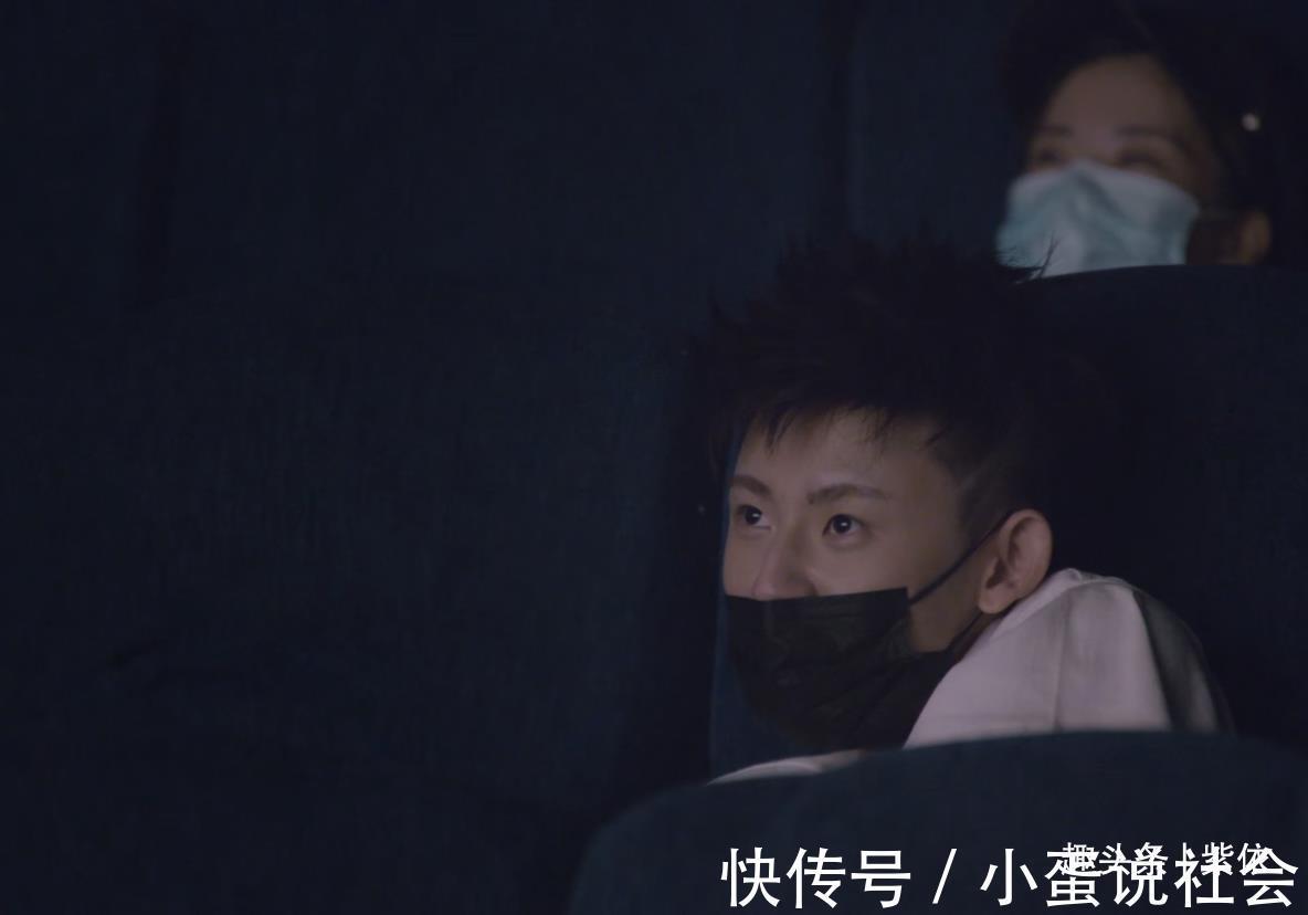 小鬼|恋恋剧中人小鬼、吴宣仪全程尴尬脸，许魏洲、乔欣却甜蜜闹绯闻