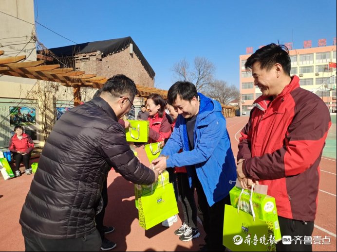 趣味运动会|聊城移动阳谷分公司举办员工冬季趣味运动会