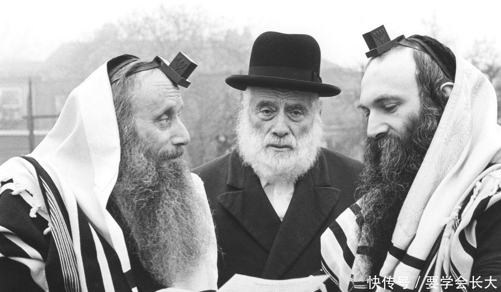 希特勒为什么要杀犹太人?犹太人在德国做