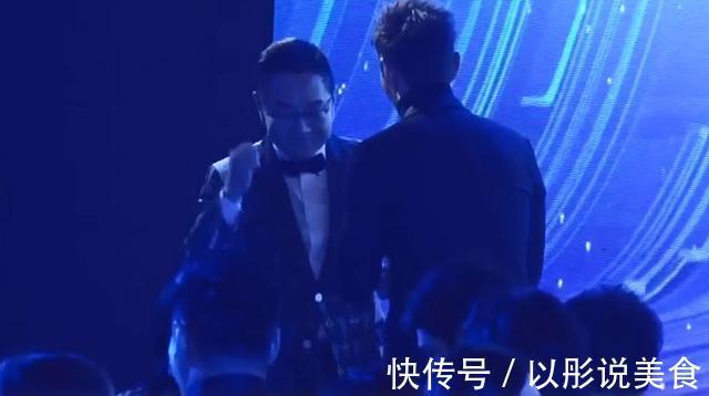 黄晓明活动现场再现“明言”,一句“您大还是我大”让张绍刚尴尬