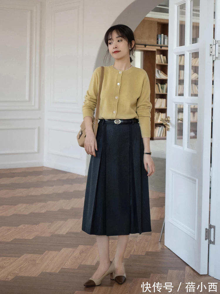 百搭|穿来穿去还是小黑裙最好看,特别是这3条中长款,简约百搭有气质