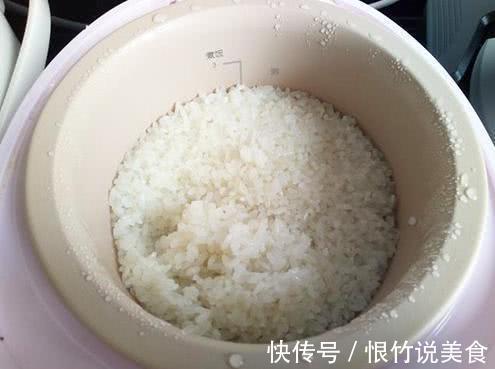 烧麦不要在外面买了,教你在家做,鲜美多汁,味道一点也不输小摊