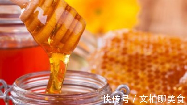 女性|女性过了45岁, 多吃三种碱性食物，帮你补足雌激素，60都不显老