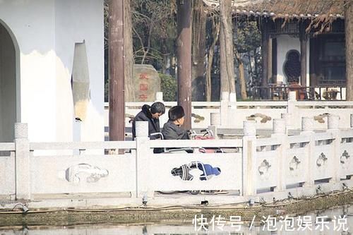 因素|为什么有人到了60岁,脸上没长老年斑?和哪些因素有关?