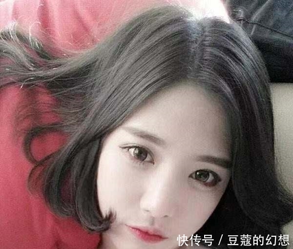 扎马尾|当头发上有这几个现象的时候,提醒你该换发型了,变身后都很好看