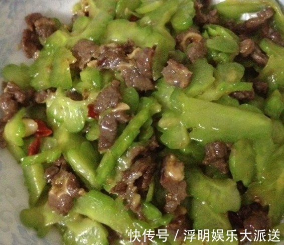 苦瓜|在孕期里,有4种食物孕妈要管住口,容易让宝宝发育受损