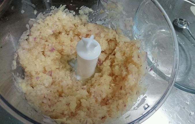 做辣白菜，只抹辣椒面可不行！教你正宗做法，又辣又脆爽，真好吃