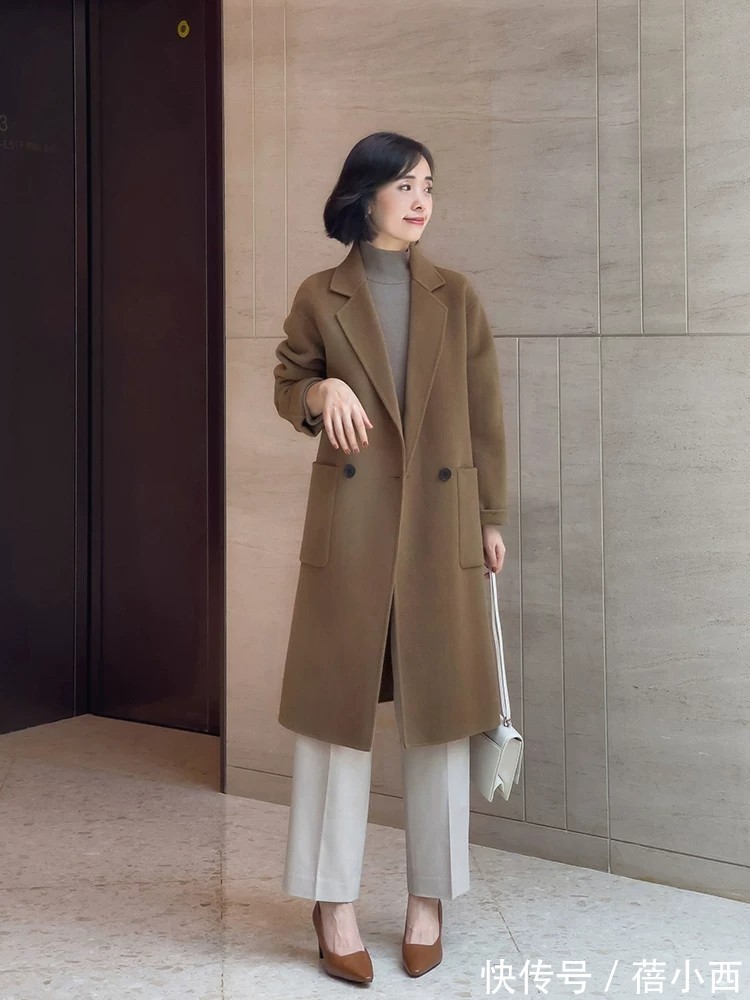 下装 穿大衣时,配这4款下装,既气质又高级,谁看了都夸赞你有品味