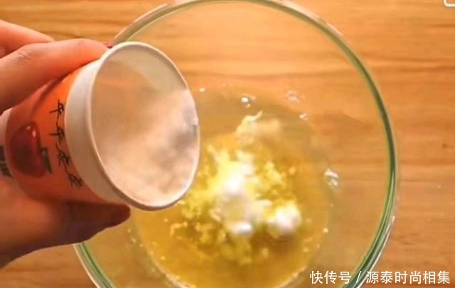 蓬松|不用烤箱和打发器,也能做出蓬松渲染的蛋糕,慢妈教你做法零失败