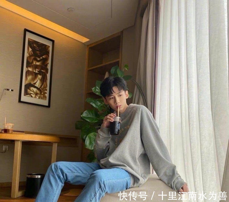 《密室大逃脱3》录制:邓伦喊哑了嗓子,白