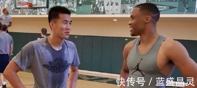 姚明|如果你还有打NBA的“篮球梦”,看完这些照片后 你能彻底死心!