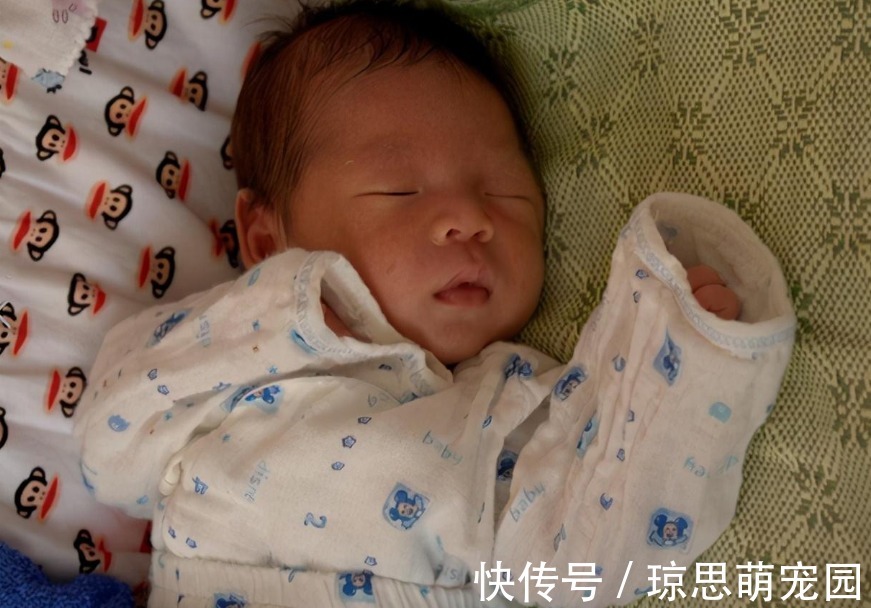 宝宝|孕妇长期左侧躺,宝宝脖子会发育畸形?孕妇睡姿需要根据孕期决定