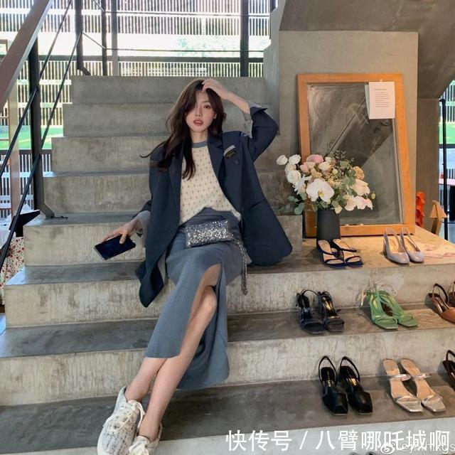 可盐可甜|可盐可甜的早秋搭配,针织衫让你全年美cry!