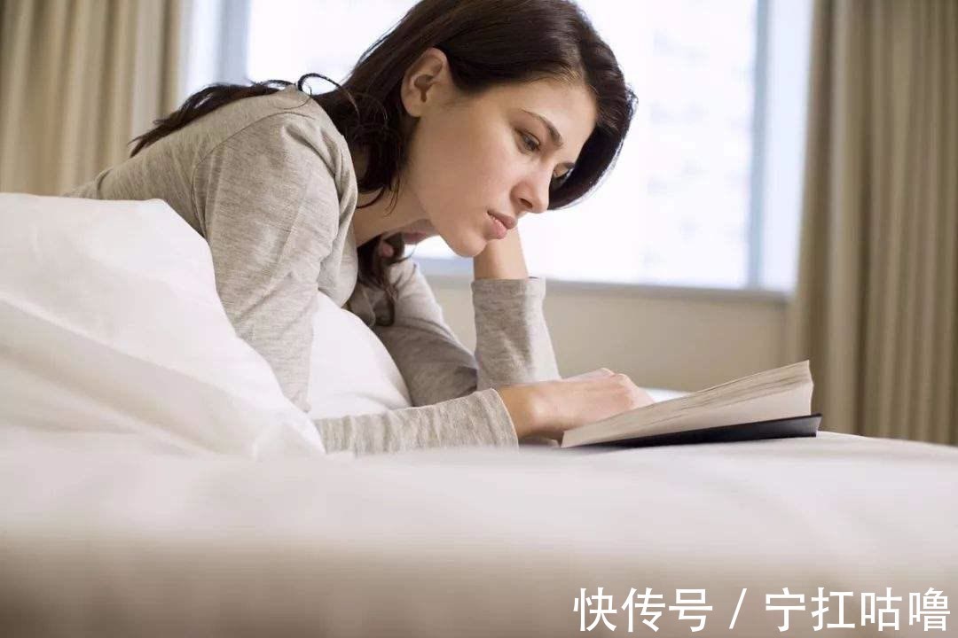 颈椎病|这5个动作最伤肩颈，再不注意就危险了！科学治疗颈椎病！