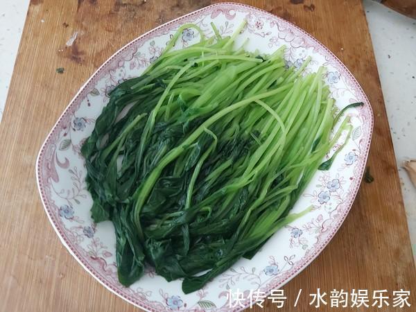 小白菜|它是“天然青霉素”，隔三差五必吃，肺热咳嗽都怕它，知道的人少