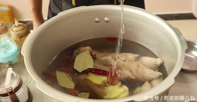 做法|想吃卤猪蹄不用出去买了,做法和配方都告诉你,学会在家就能做