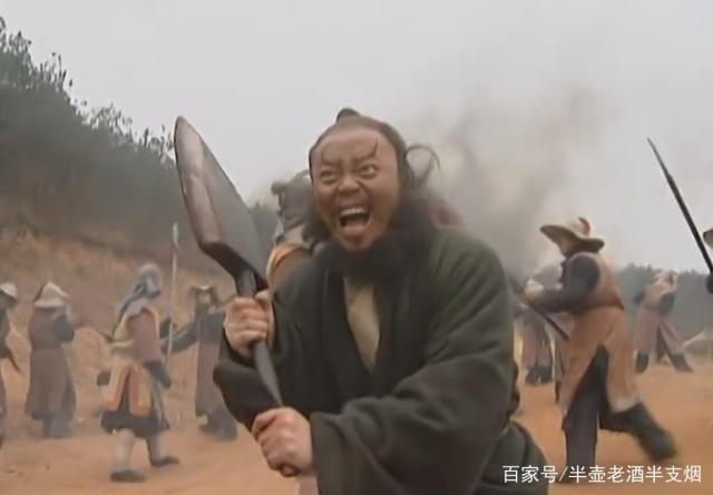 公孙胜!武松砍了卢俊义三刀之后一言不发掉头就走,是打不过还是瞧不起