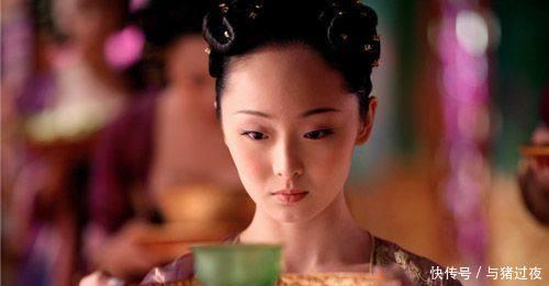 皇帝|皇帝正在吃饭,在米饭中发现沙子,悄悄地对宫女说了12个字!