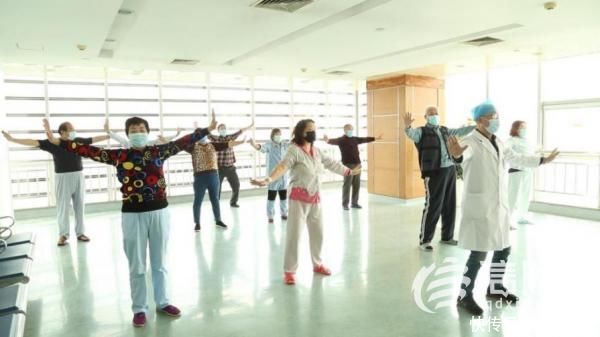 丘疱疹|“收服”顽固性湿疹 市立医院中医科内外兼治疗效好