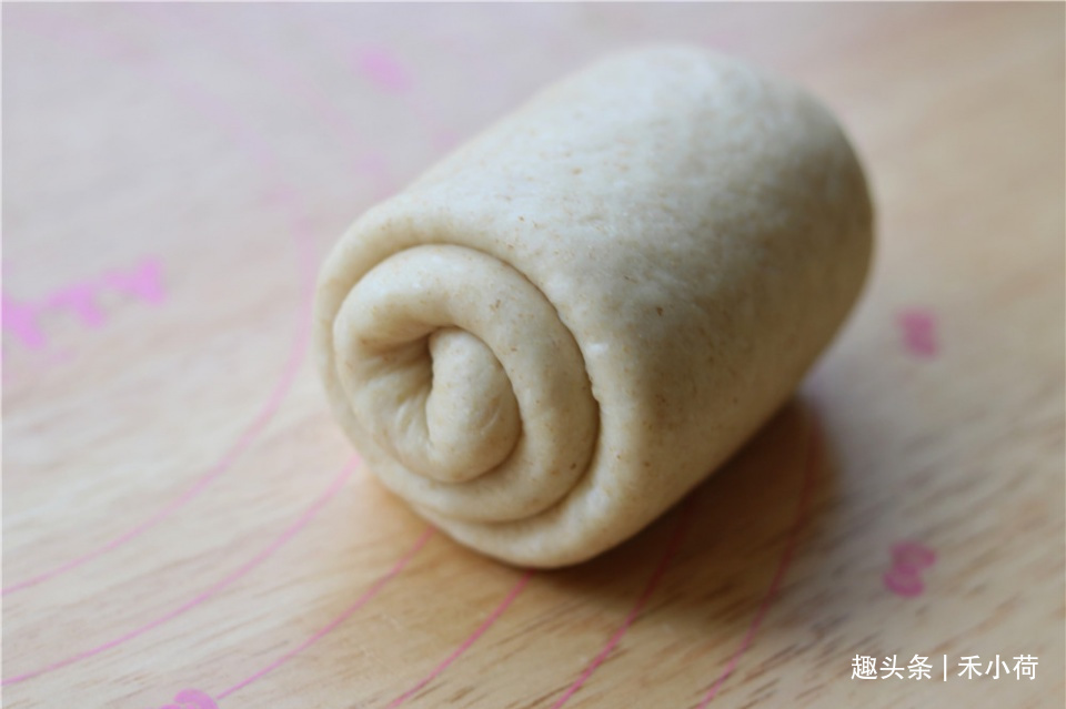 少糖少油的全麦吐司,配方靠谱组织真棒,早餐吃太适合了