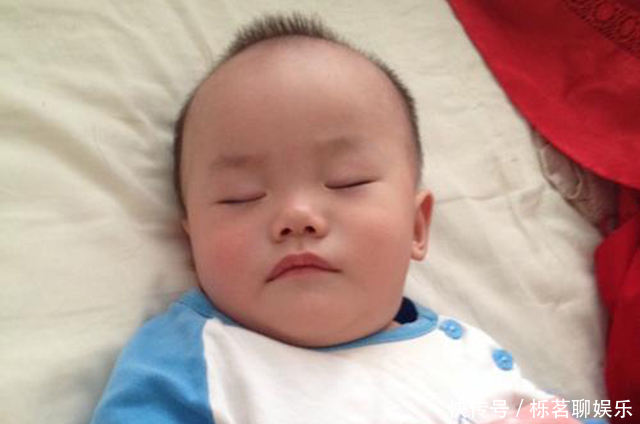 乳头|宝宝一周岁前,妈妈要经历的5大难关,少经历1个的妈妈就算幸运