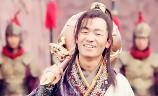 李元霸#李元霸锤震四明山,武力绝伦让天下英雄噤声,只因未碰到这三人