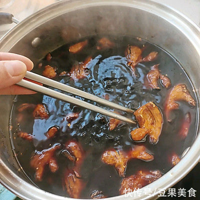 让冬天不再冷的美味“猪脚姜”