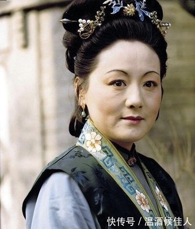 宝钗!周瑞家的见宝钗,陪笑;见三春,说明原委;见黛玉,放诞无礼