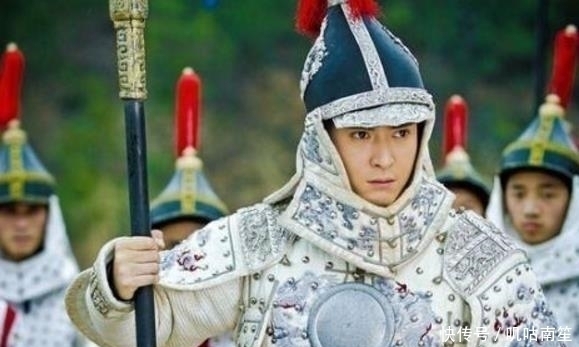 行礼|死囚临死前大喊八个字,刽子手听后立马扔掉屠刀,哭着下跪行礼