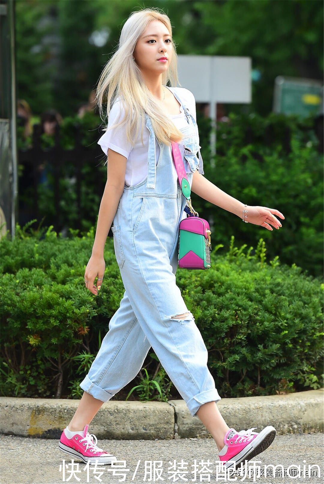 哪有什么完美身材,背带裤会搭比选对更重要