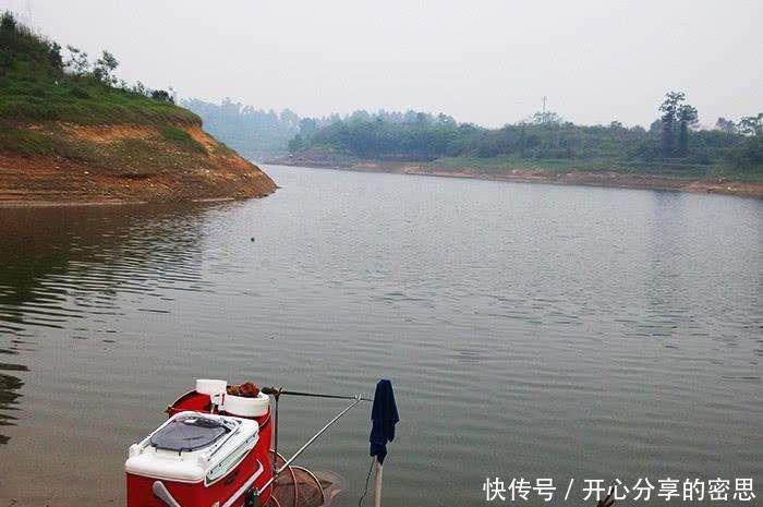 垂钓|野钓时,钓椅、钓箱、马扎哪个更实用听听老钓友怎么说