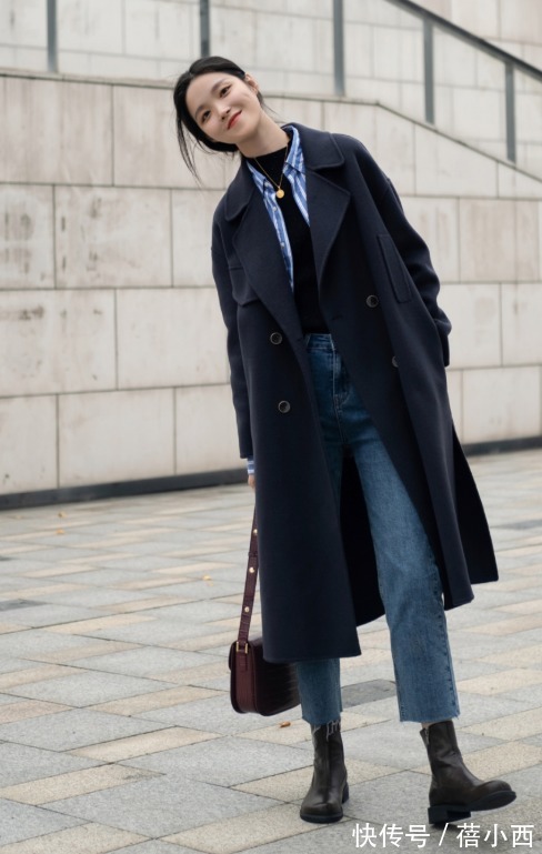 梨形身材 梨形身材找不到合适的裤子?看看这条直筒裤,配大衣和毛衣都很美
