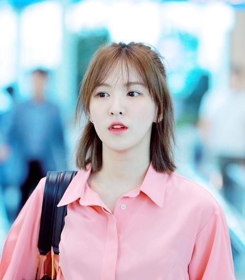 张润贞 她坠落舞台消失一年!如今再度复出主持,身体真实状态令人落泪