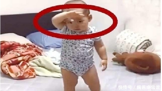 萌化|小宝宝不会说话,却一直打手势希望妈妈陪他睡觉,看到最后萌化了