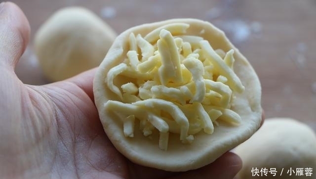 山药不炖汤不炒菜,新做法比肉还好吃,上桌孩子抢着吃,特受欢迎