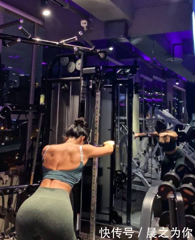 萧亚轩|韩国普拉提女教练，黄金比例身材，全身散发女人魅力