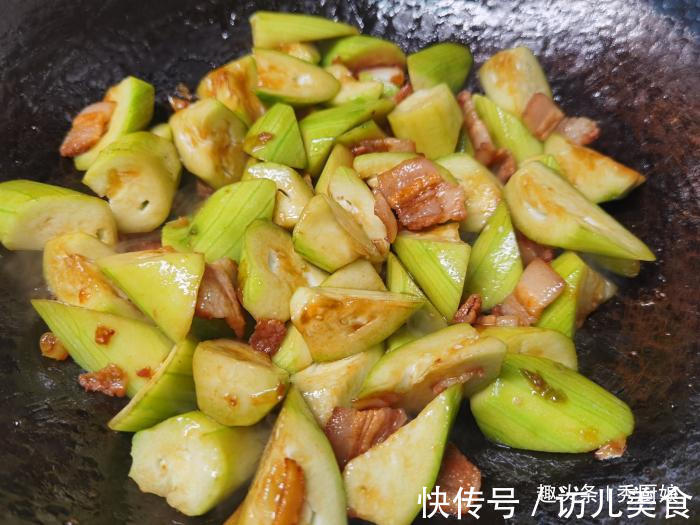 皮肤|6月抓紧吃此菜，维生素C含量极高，隔三差五吃，皮肤白嫩气色好