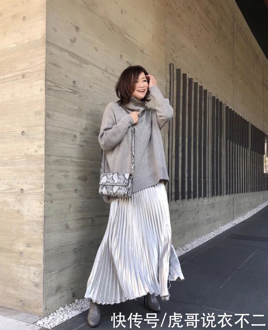 50岁女人冬季穿衣要年轻点，看日本博主示范，每一套都好优雅