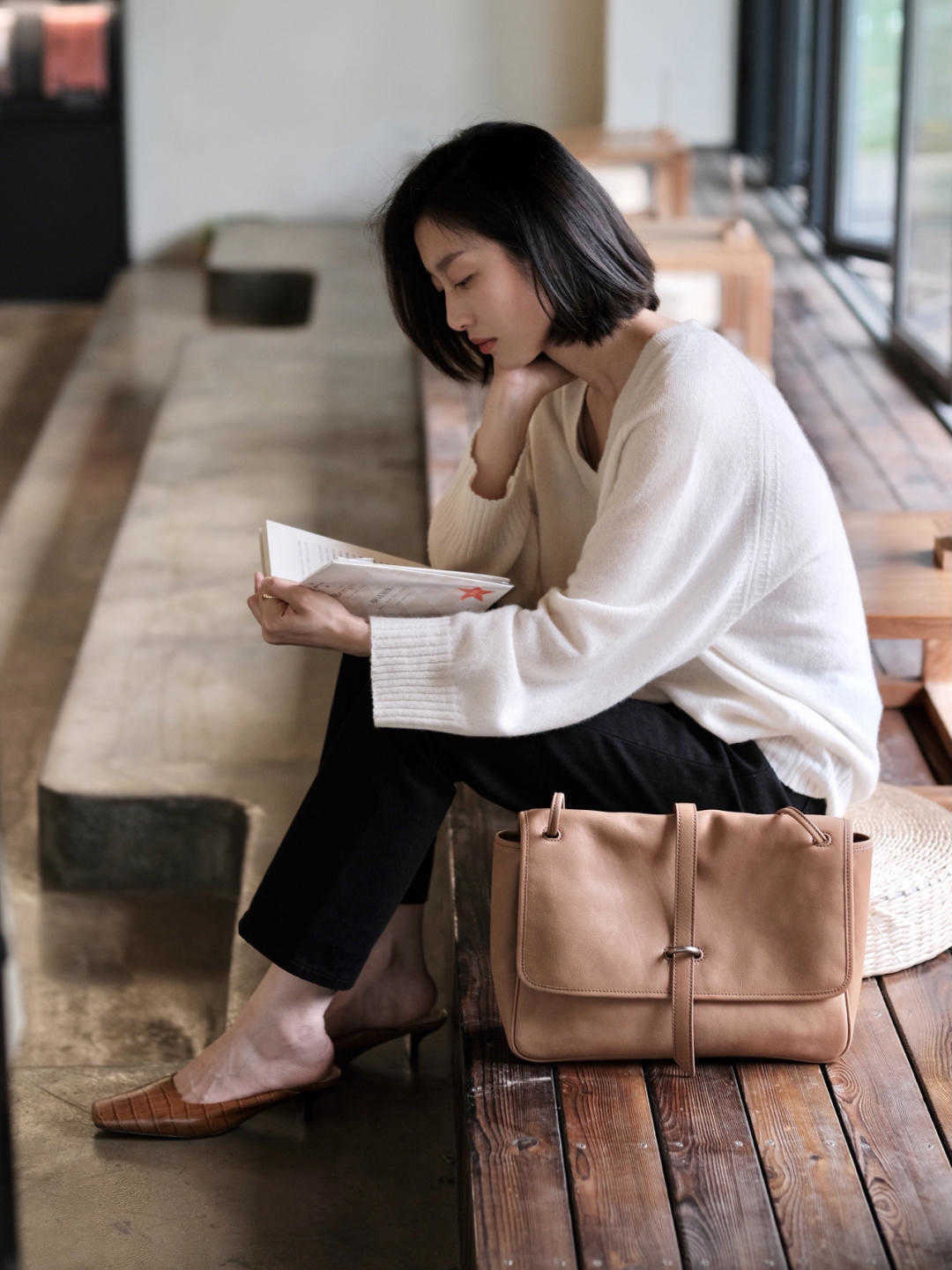 高级感|秋季怎么穿出高级感？这三组穿搭造型可照搬，实用百搭又洋气