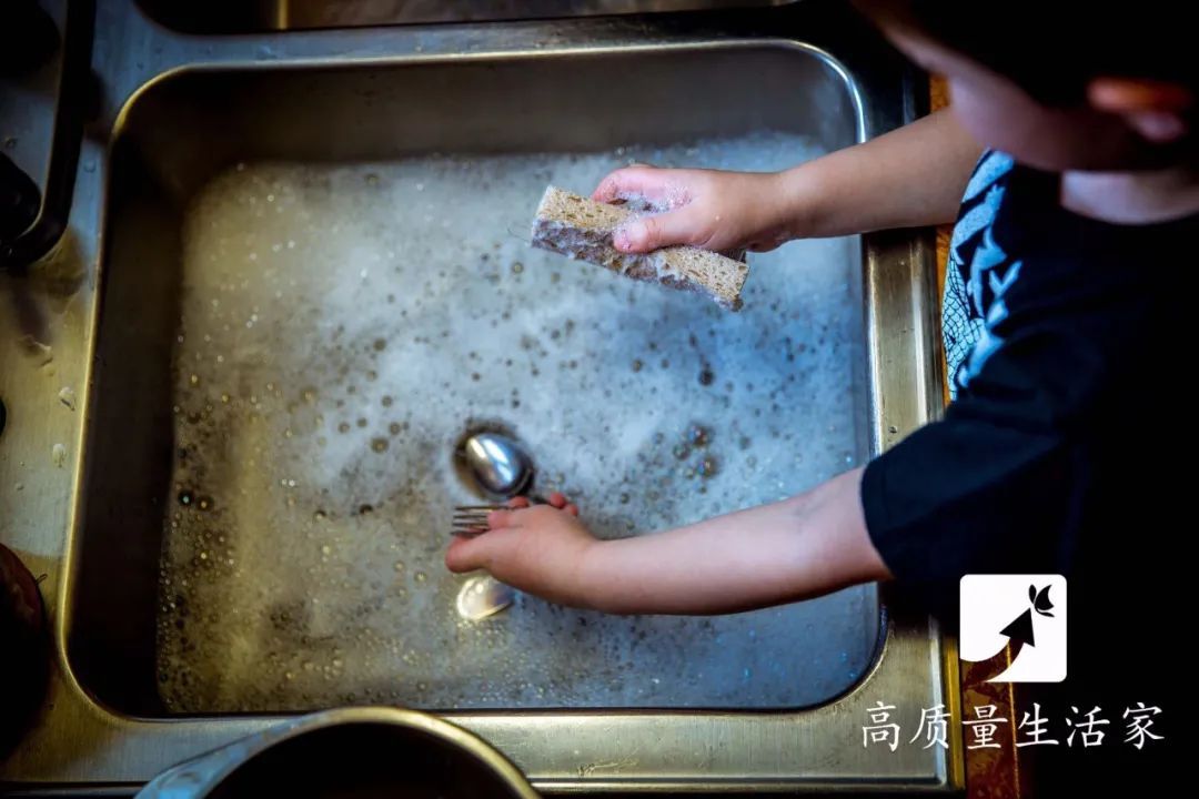 预防老年痴呆|老年痴呆的“祸根”揪出来了，出现这些情况一定要警惕！学会这套手指操，预防老年痴呆