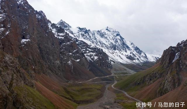 独库公路，就这条，一年只开五个月的公路