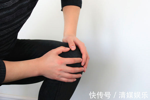 膝盖骨|膝关节“咔咔”响小心骨性关节炎,三种锻炼法让你健步如飞