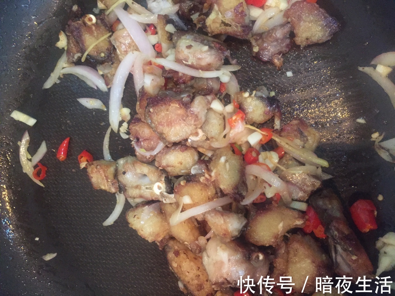 火腿肠|4道美食,建议人到了中年要常吃,别舍不得花钱,胜过保健品!