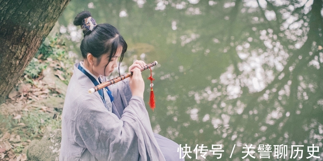 传世&词人写下一首词,最后一句看似小学生作文,却是传世名句